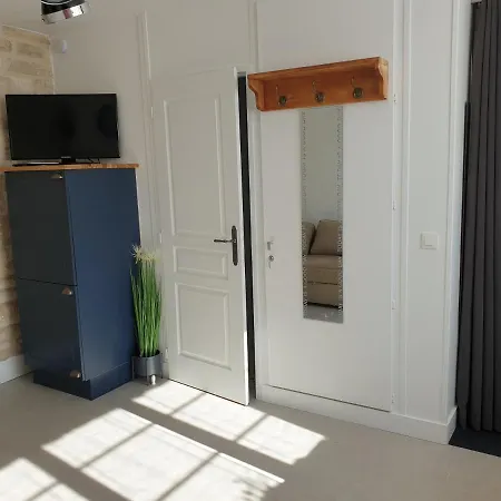 Le Senlisien דירה *