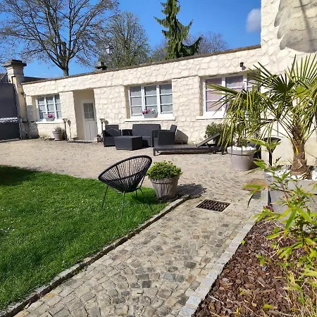 Le Senlisien דירה *