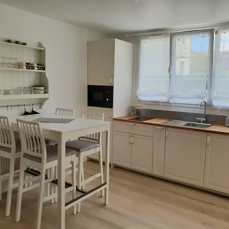 Le Senlisien * סנליס